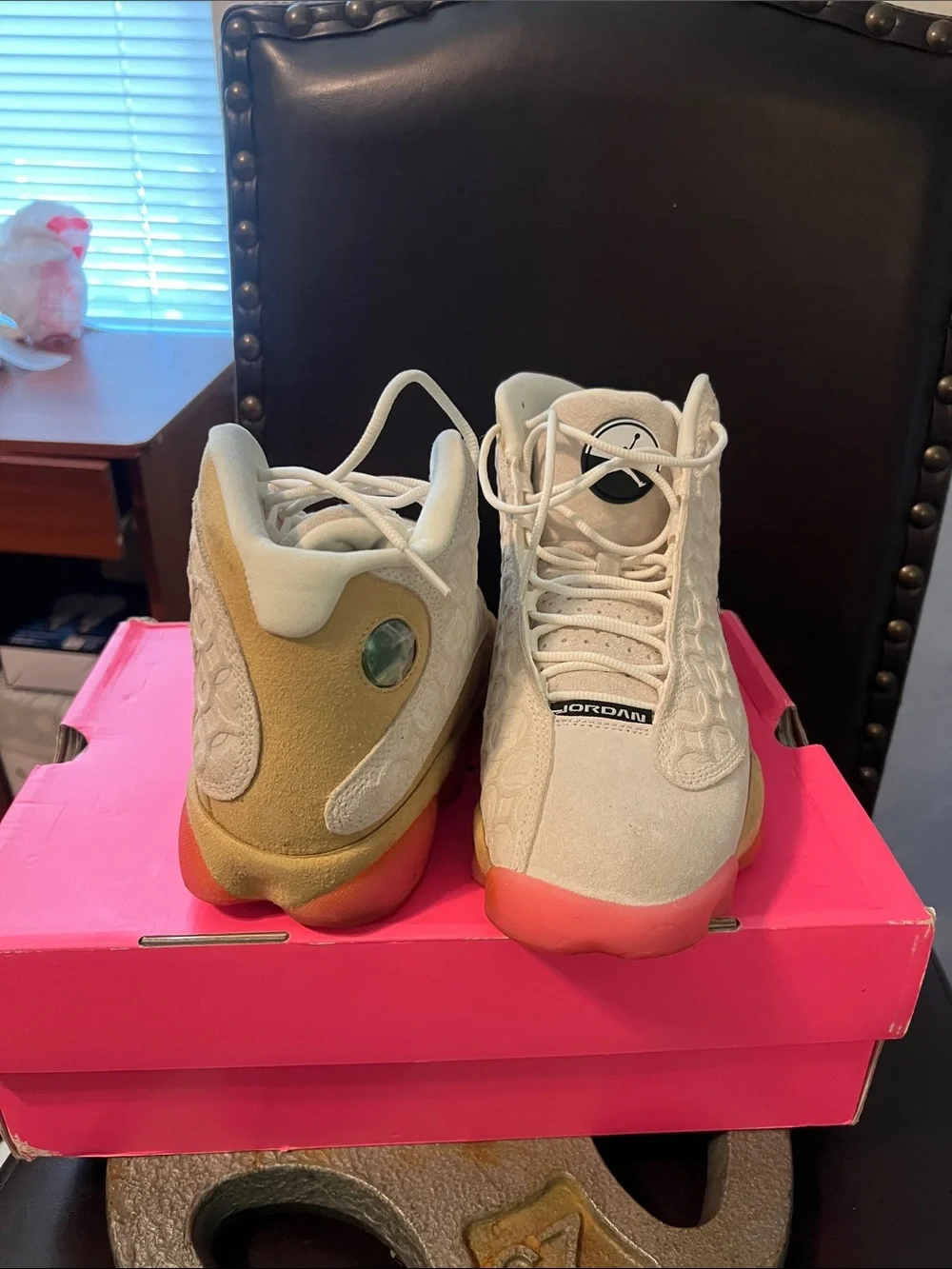 Jordan stylish mid
